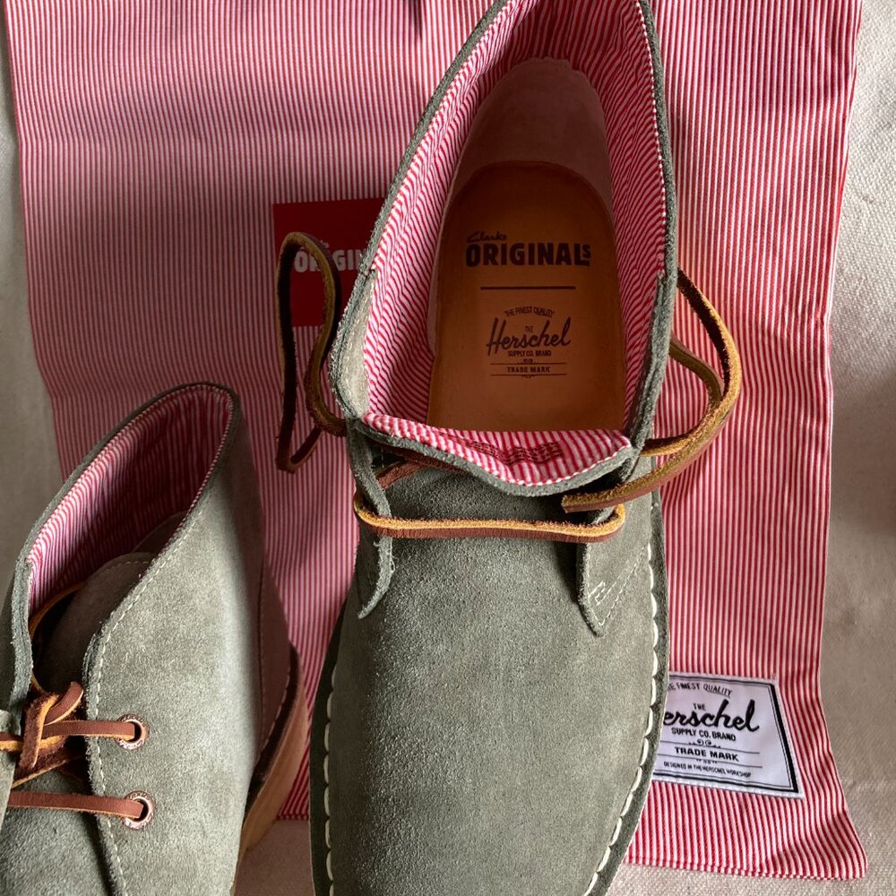 Clark's original gray desert boots by Herschel Size men's 9M never worn - Picture 6 of 11